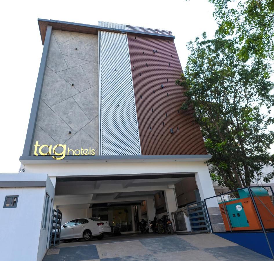Tag Hotels Irugur Kültér fotó